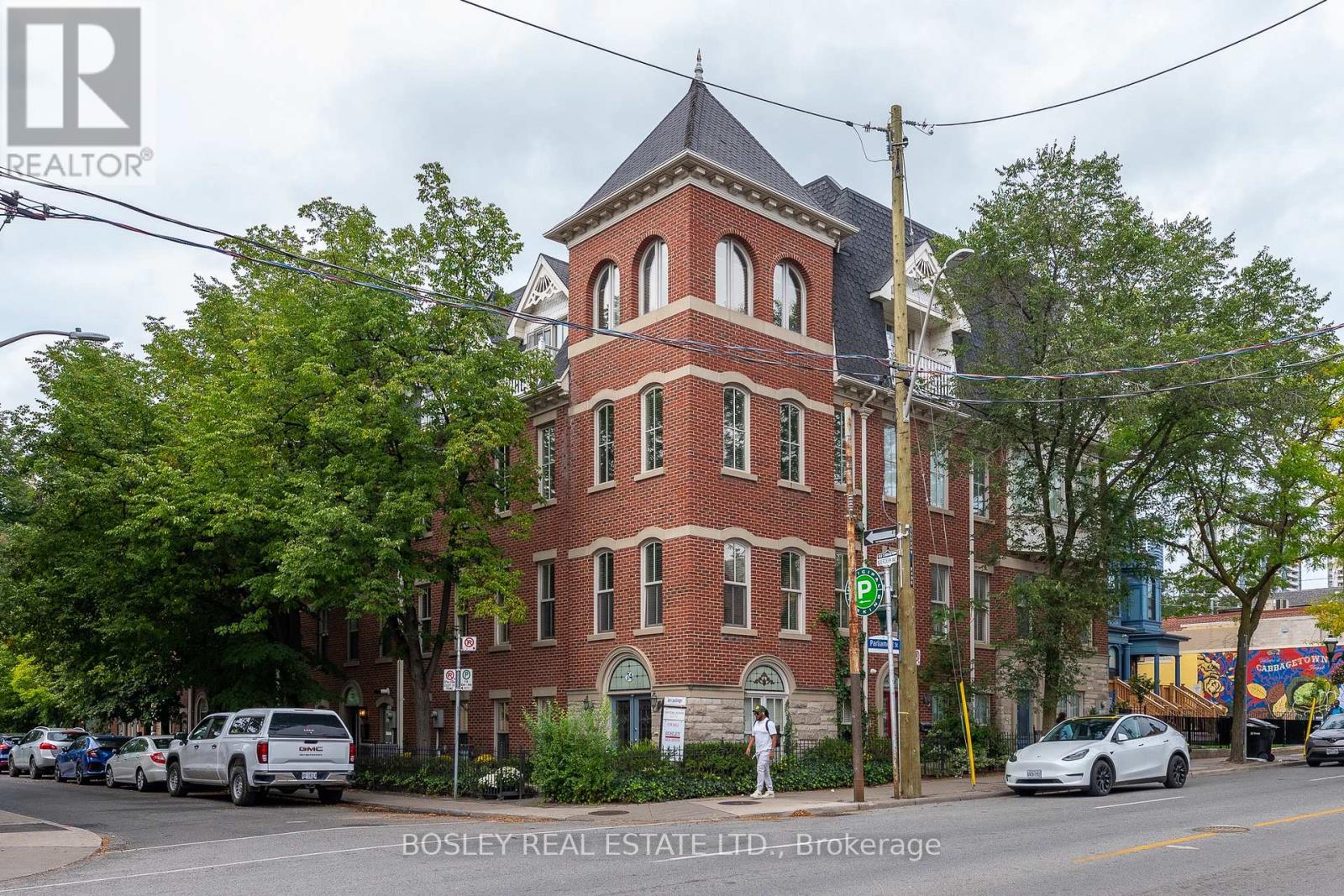 74 ABERDEEN AVENUE - 47