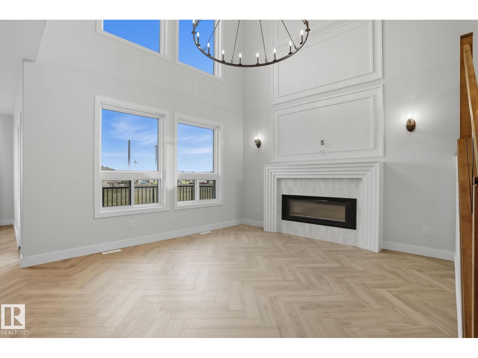 18135 87 ST NW - 13