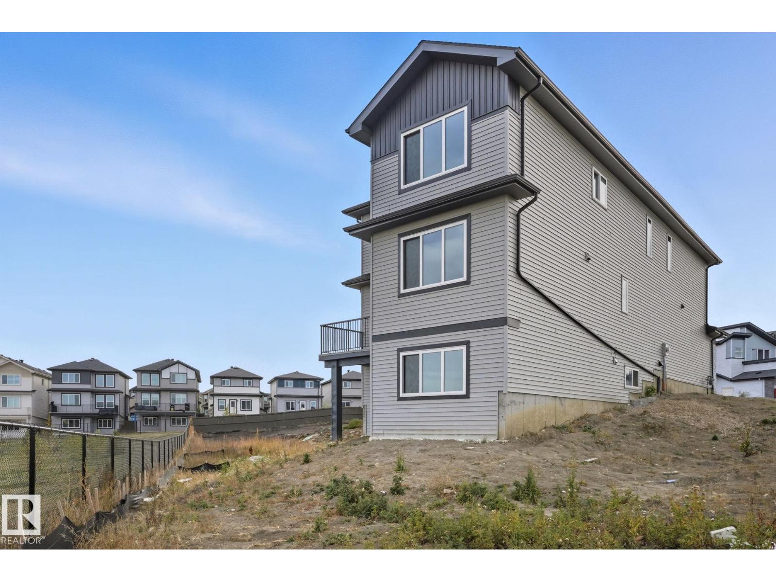 18135 87 ST NW - 34