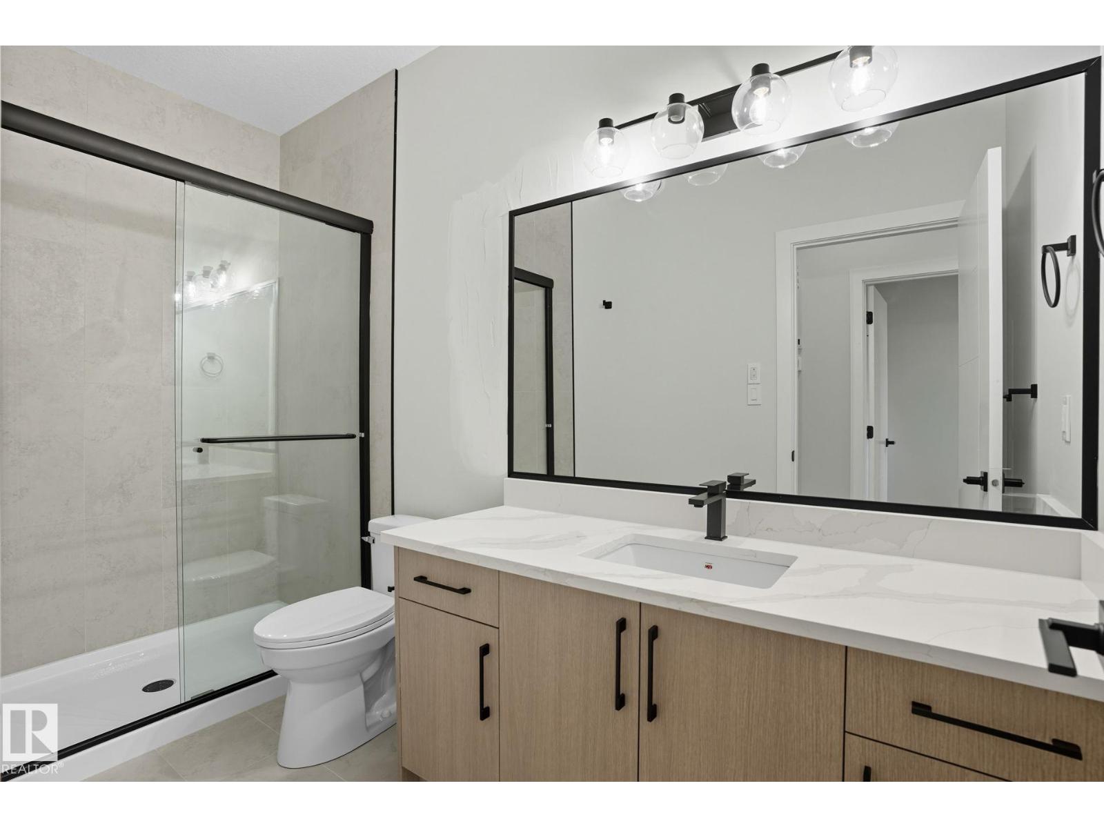18135 87 ST NW - 4