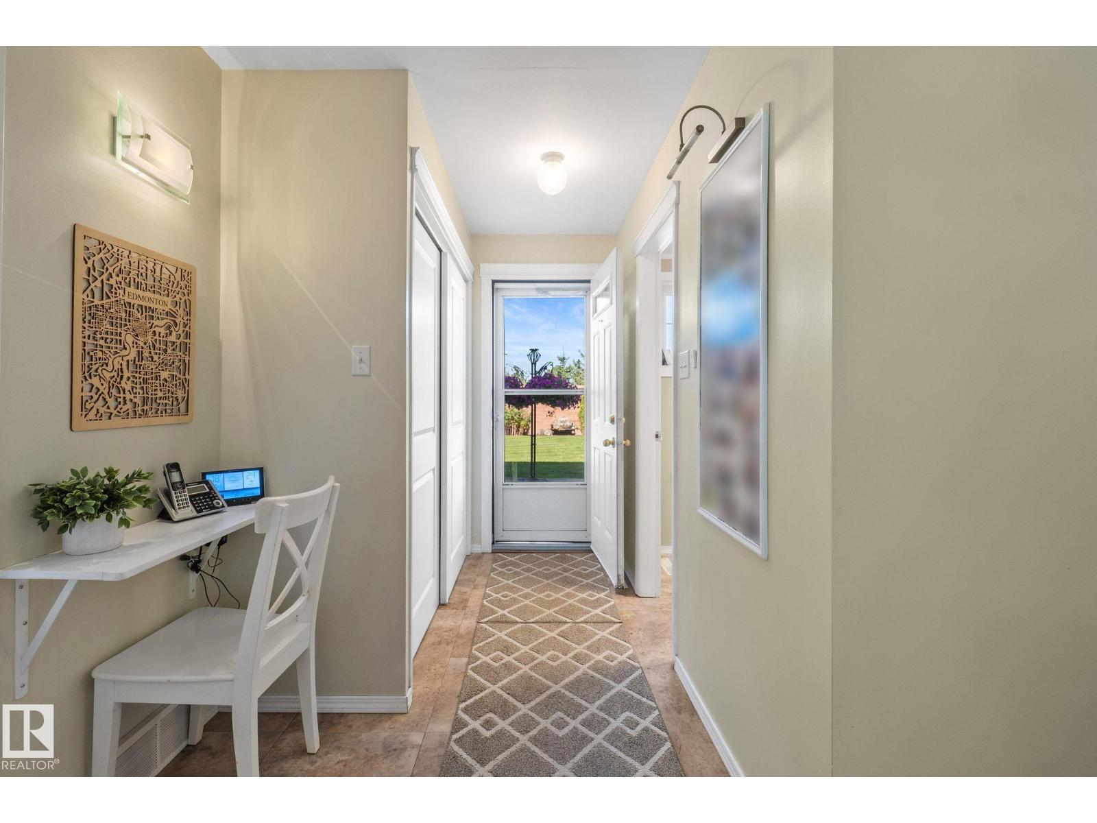15716 78A AV NW - 22