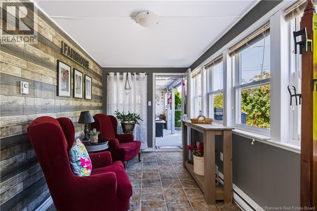 636 Barclay Loop - Image 12