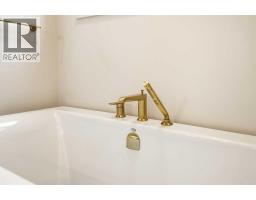 413 Valley View Close, Rural Clearwater County, AB T4T2A2 Photo 32