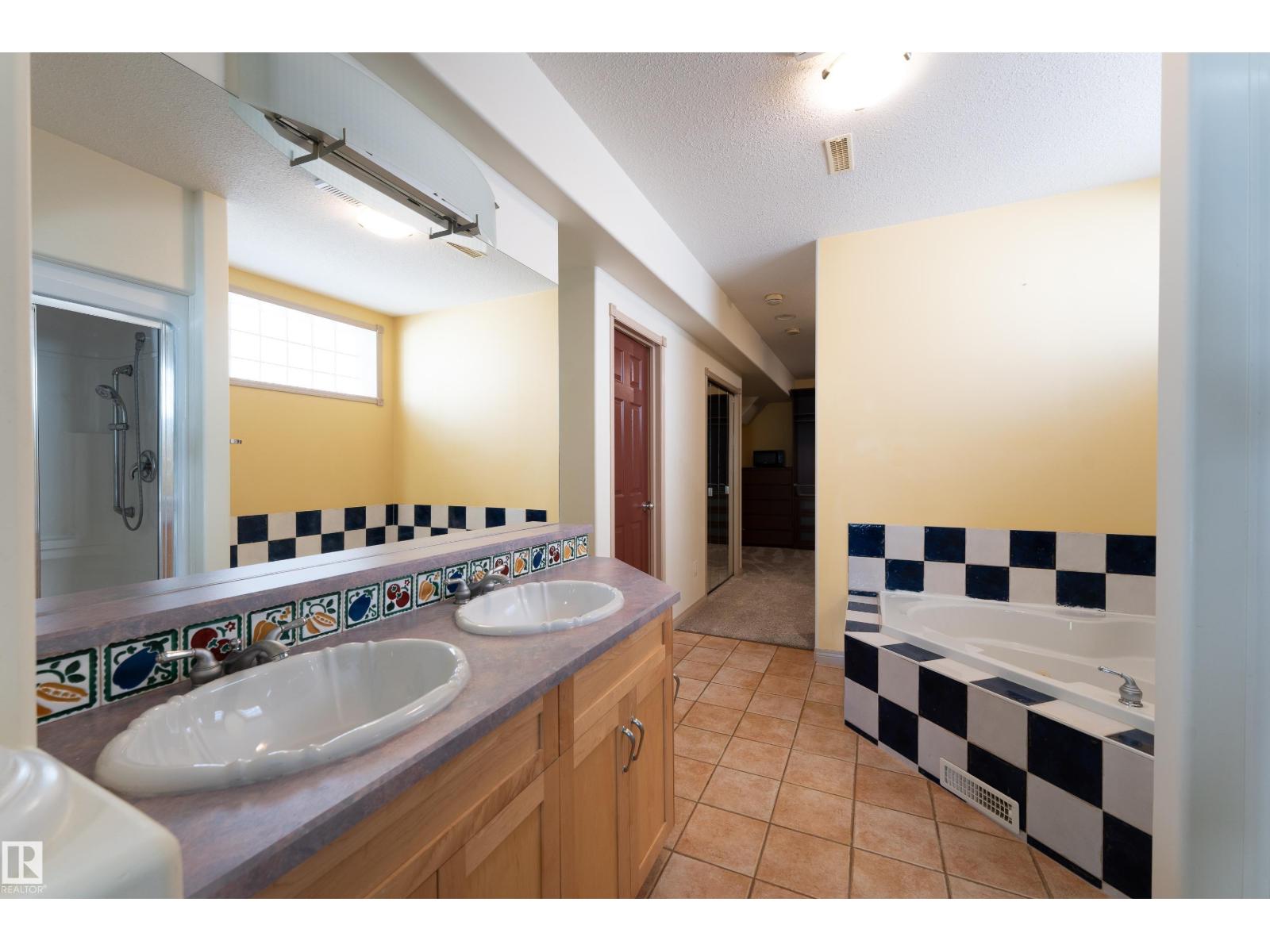 1462 LOEWEN CT NW - 34