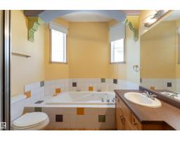 1462 Loewen Ct Nw, Edmonton, AB T6R2Y1 Photo 16