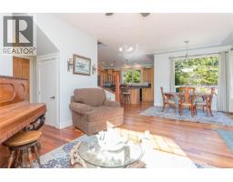 Kitchen - 3930 Bovanis Rd, Bowser, BC V0R1G0 Photo 6