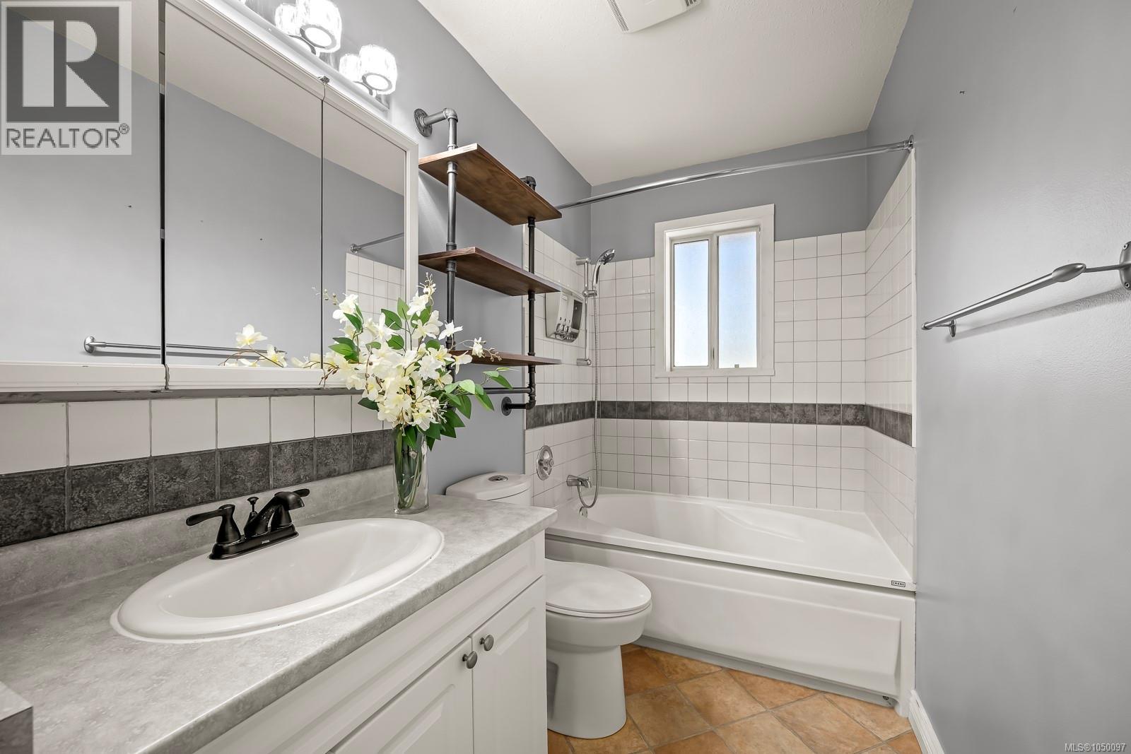 #B 4657 Valecourt Cres - 11