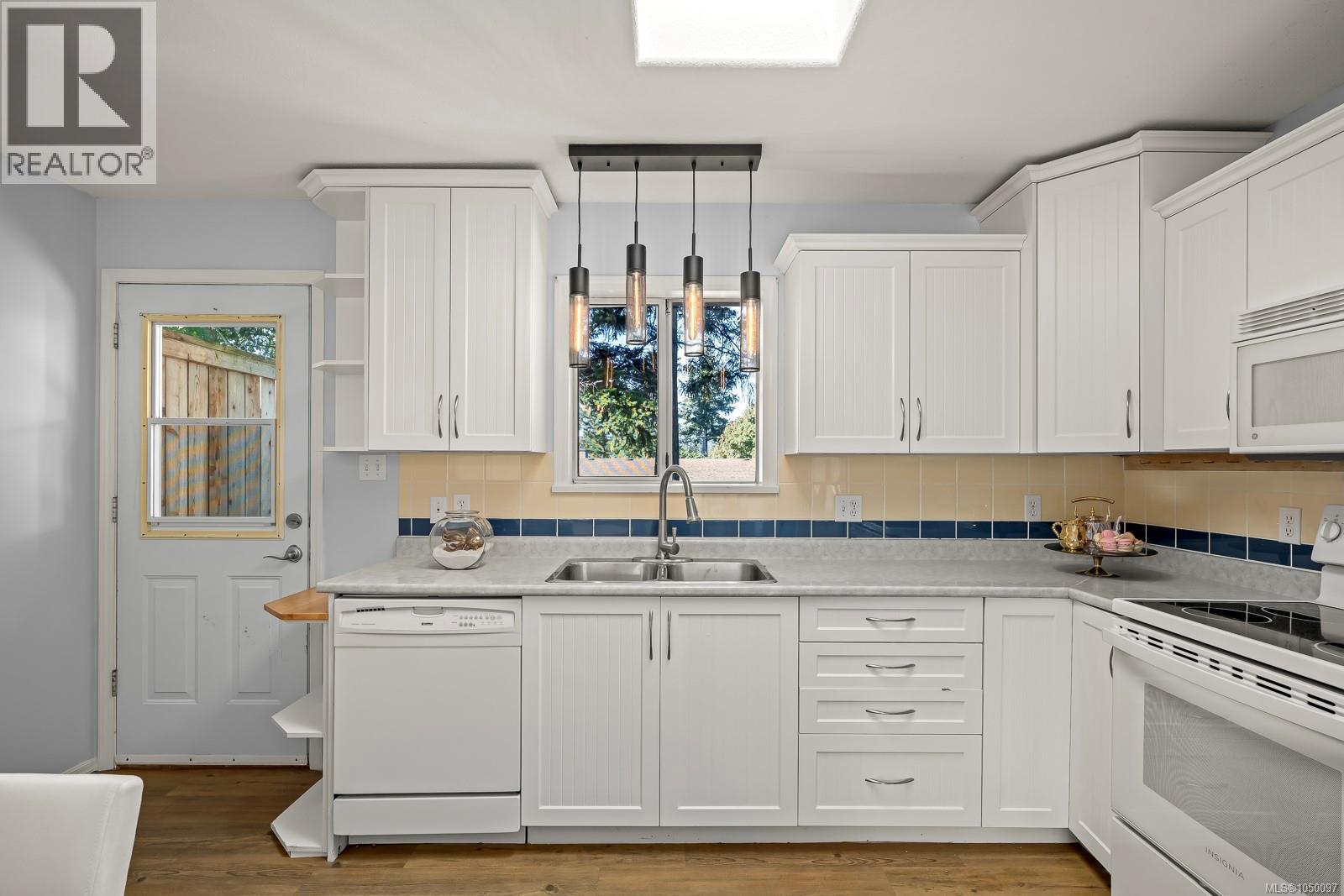 #B 4657 Valecourt Cres - Image 29