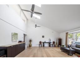 880 164a Street, Surrey, BC V4A9B9 Photo 8
