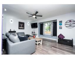 6111 119 Av Nw, Edmonton, AB T5W1J7 Photo 6