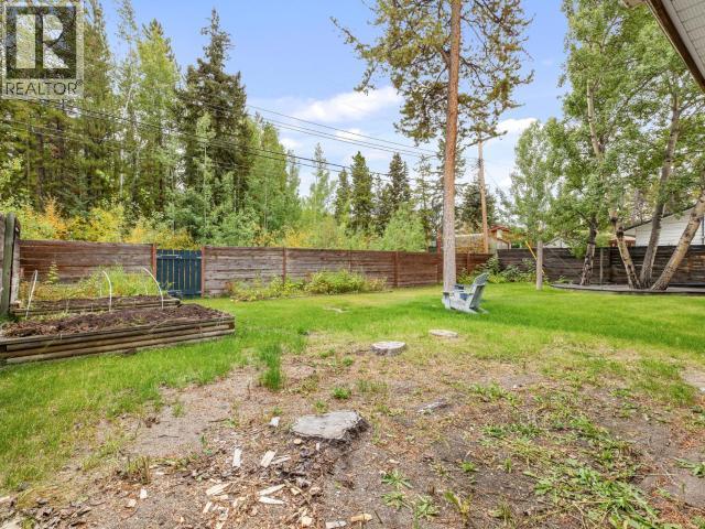 136 ALSEK ROAD - 32
