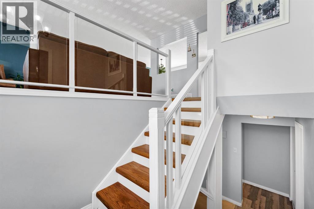 3 Ross Heights Place SE - 5