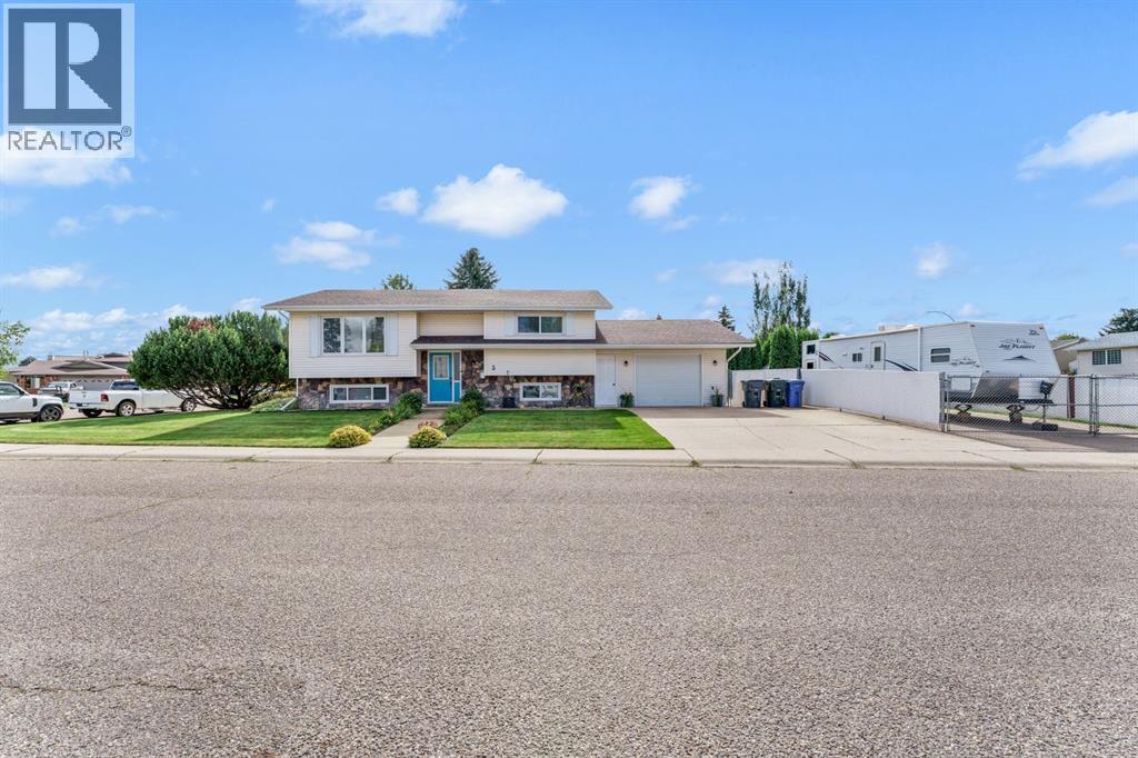 3 Ross Heights Place SE - 1