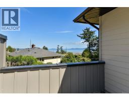1 4430 Shore Way, Saanich, BC V8N3T9 Photo 19