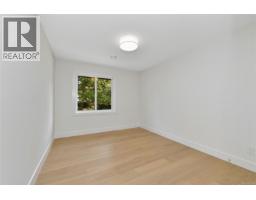 1 4430 Shore Way, Saanich, BC V8N3T9 Photo 22