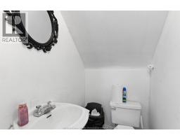 4774-4780 Wyandotte Street East, Windsor, ON N8Y1H7 Photo 12