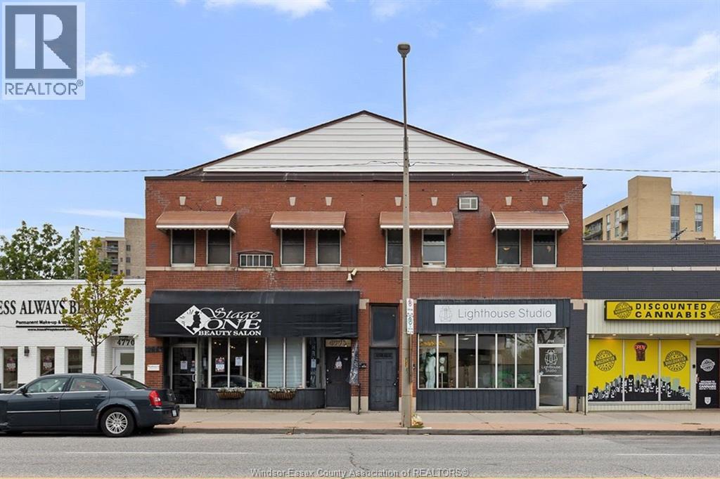 4774-4780 WYANDOTTE STREET West - 1