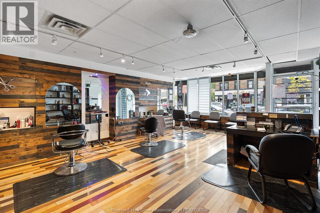 4774-4780 WYANDOTTE STREET West - 12