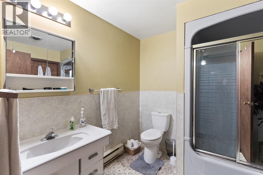 4774-4780 WYANDOTTE STREET West - Image 38