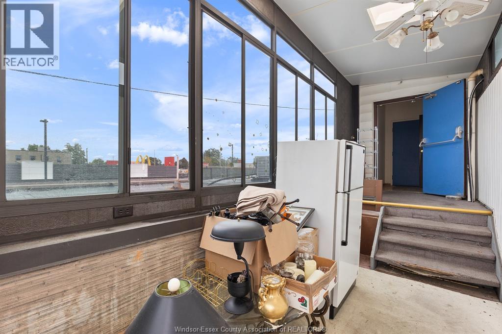4774-4780 WYANDOTTE STREET West - Image 44
