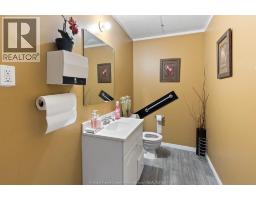 4774-4780 Wyandotte Street West, Windsor, ON N8Y1H7 Photo 16