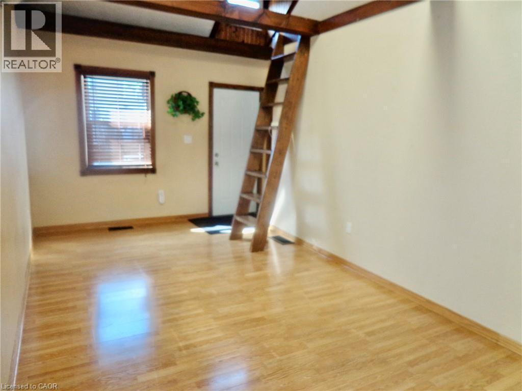 57 HARRISON Avenue, Hamilton — photo 4