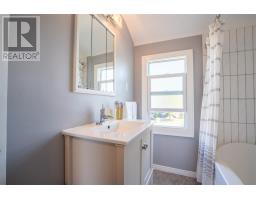35 Bellevue Ave, Sault Ste  Marie, ON P6B2V9 Photo 18