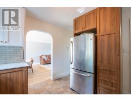 35 Bellevue Ave, Sault Ste  Marie, ON P6B2V9 Photo 11