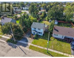 35 Bellevue Ave, Sault Ste  Marie, ON P6B2V9 Photo 32