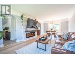 Recreation room - 35 Bellevue Ave, Sault Ste  Marie, ON P6B2V9 Photo 7