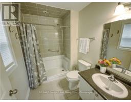 814 Broadway Boulevard, Peterborough, ON L3C5M8 Photo 14
