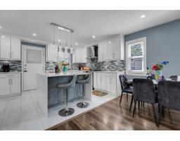 7869 143a Street, Surrey, BC V3W9W5 Photo 10