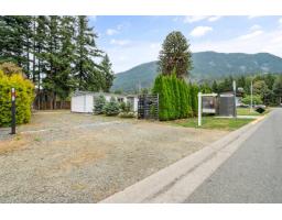 411 Emerald Avenue, Harrison Hot Springs, Harrison Hot Springs, BC V0M1K0 Photo 30