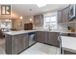 61 7586 Tetayut Rd, Central Saanich, BC V8M0B4 Photo 11