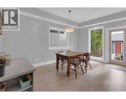 Bedroom - 4616 82 Street Nw, Calgary, AB T3B2P7 Photo 10