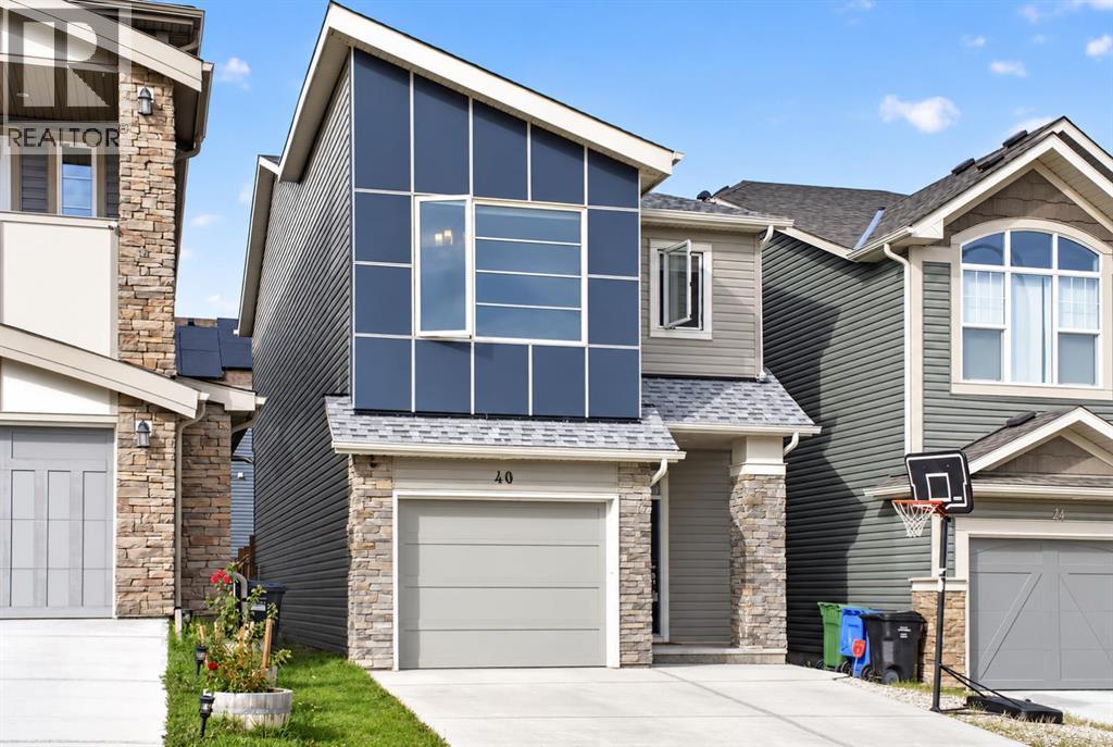 40 Sage Bluff Way NW, Calgary, Alberta, T3R1T1