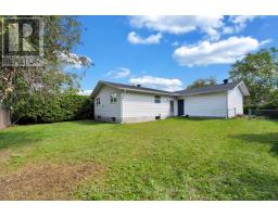 101 Country Lane W, Ottawa, ON K2L1J4 Photo 40
