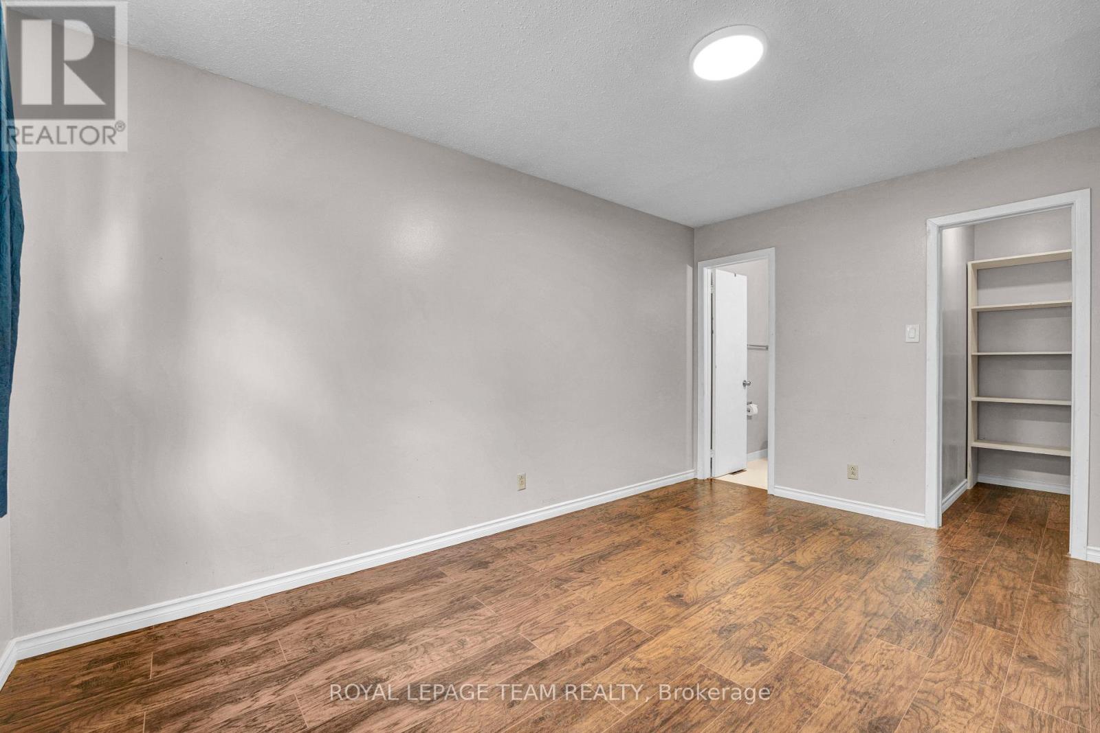 101 COUNTRY LANE W - Image 28