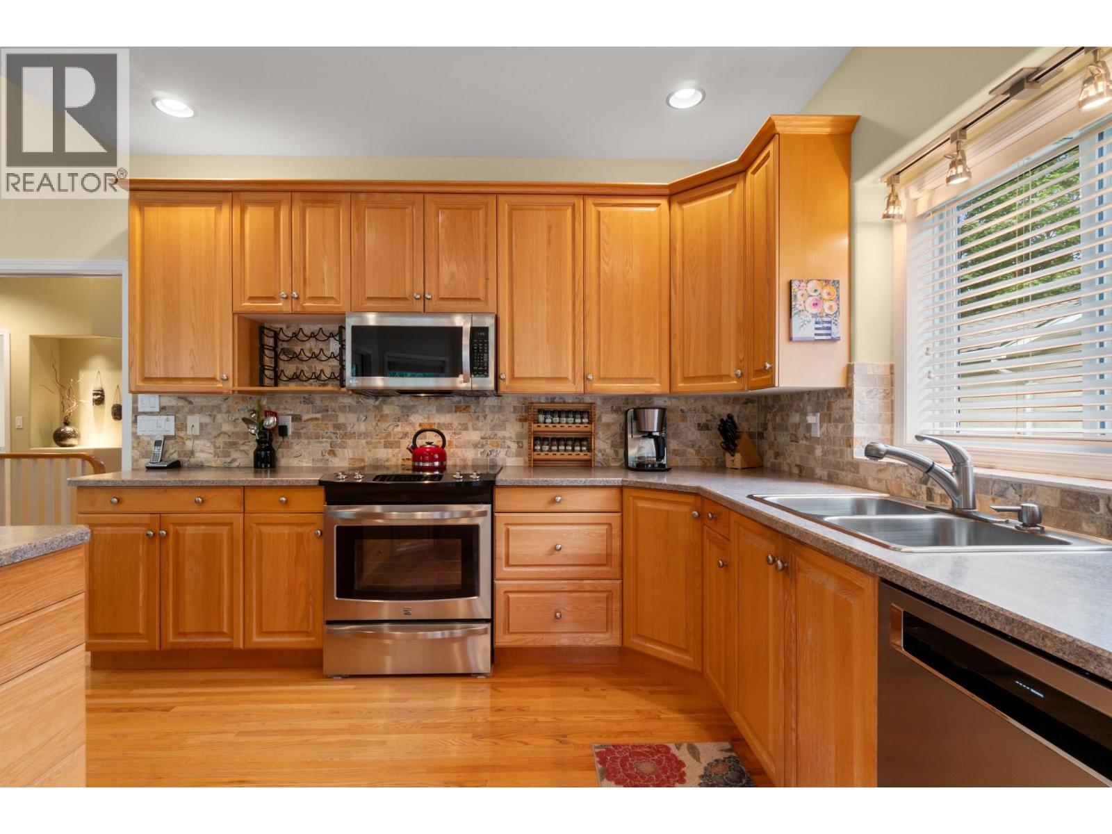 294 Knightsbridge Way - 15