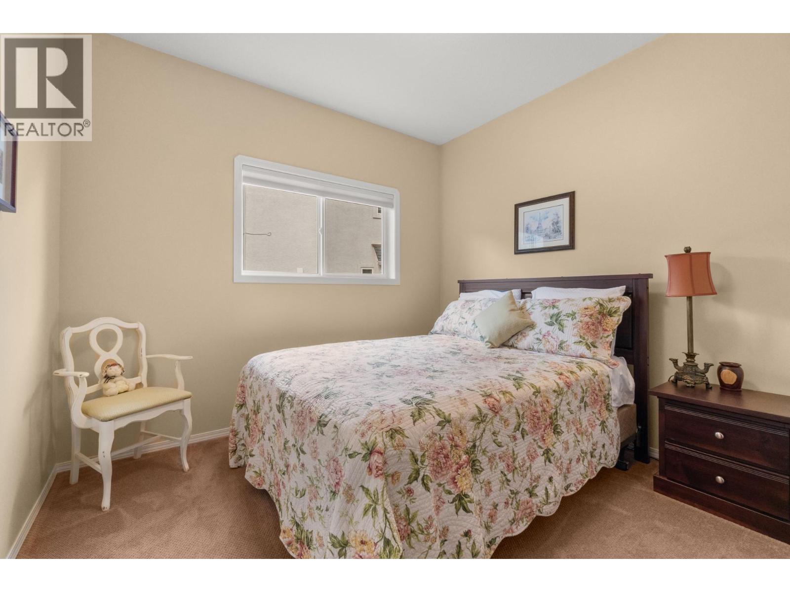  294 Knightsbridge Way, Kelowna