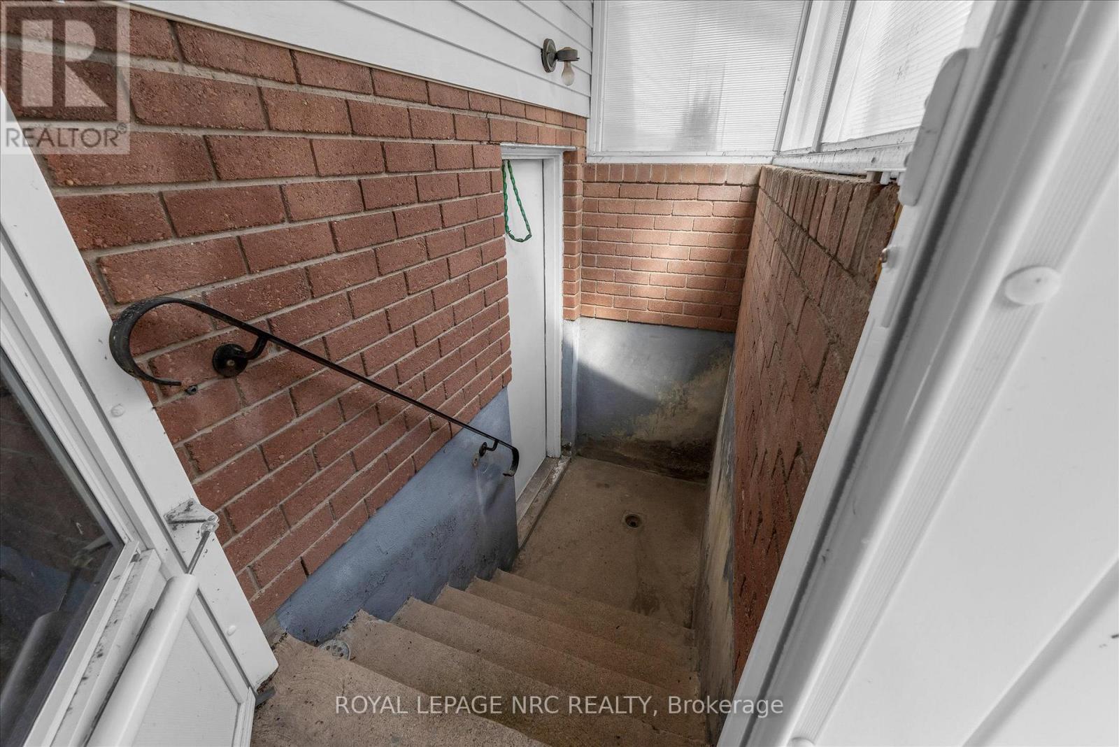 14 ANDREA DRIVE - Image 27