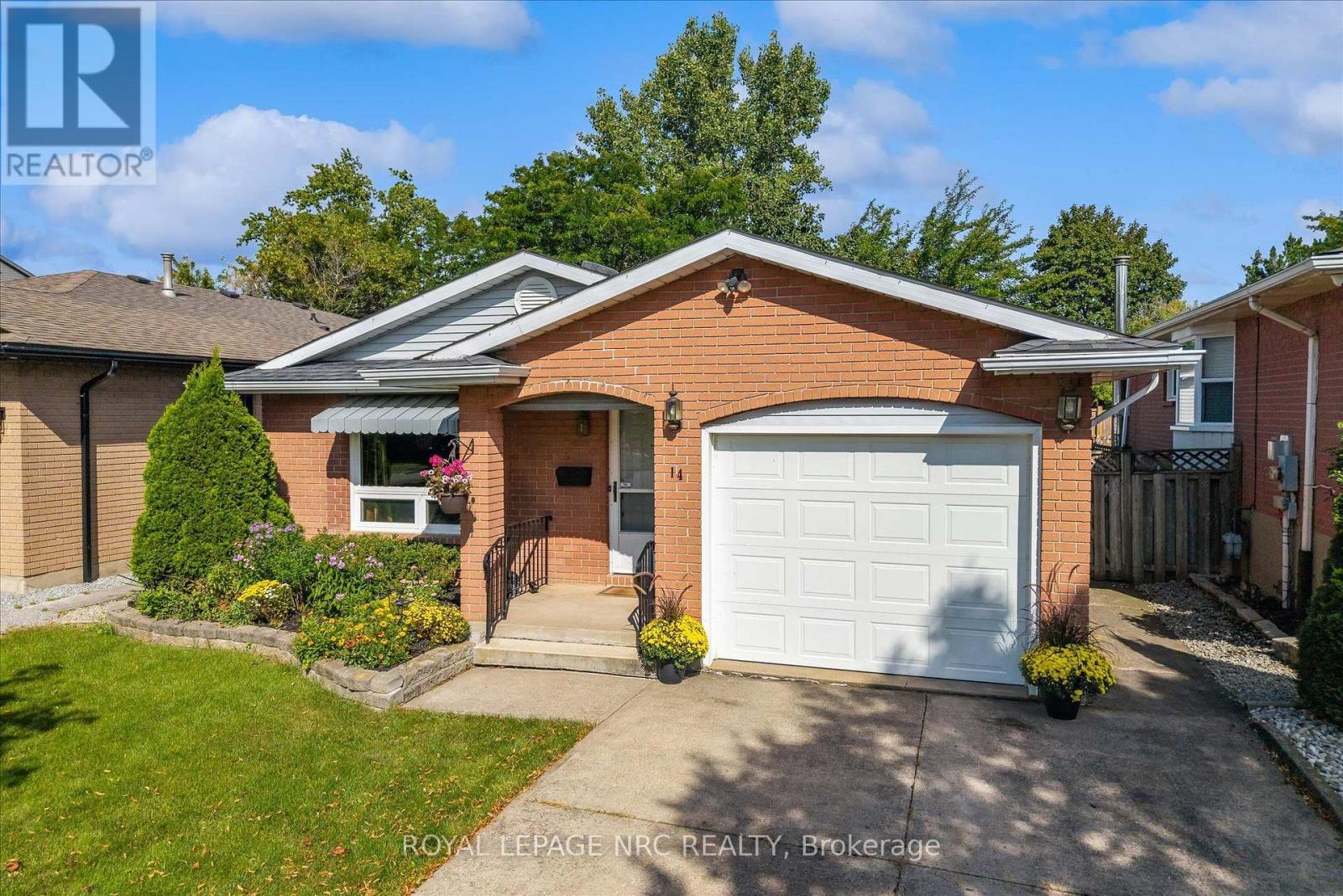 14 ANDREA DRIVE - Image 35