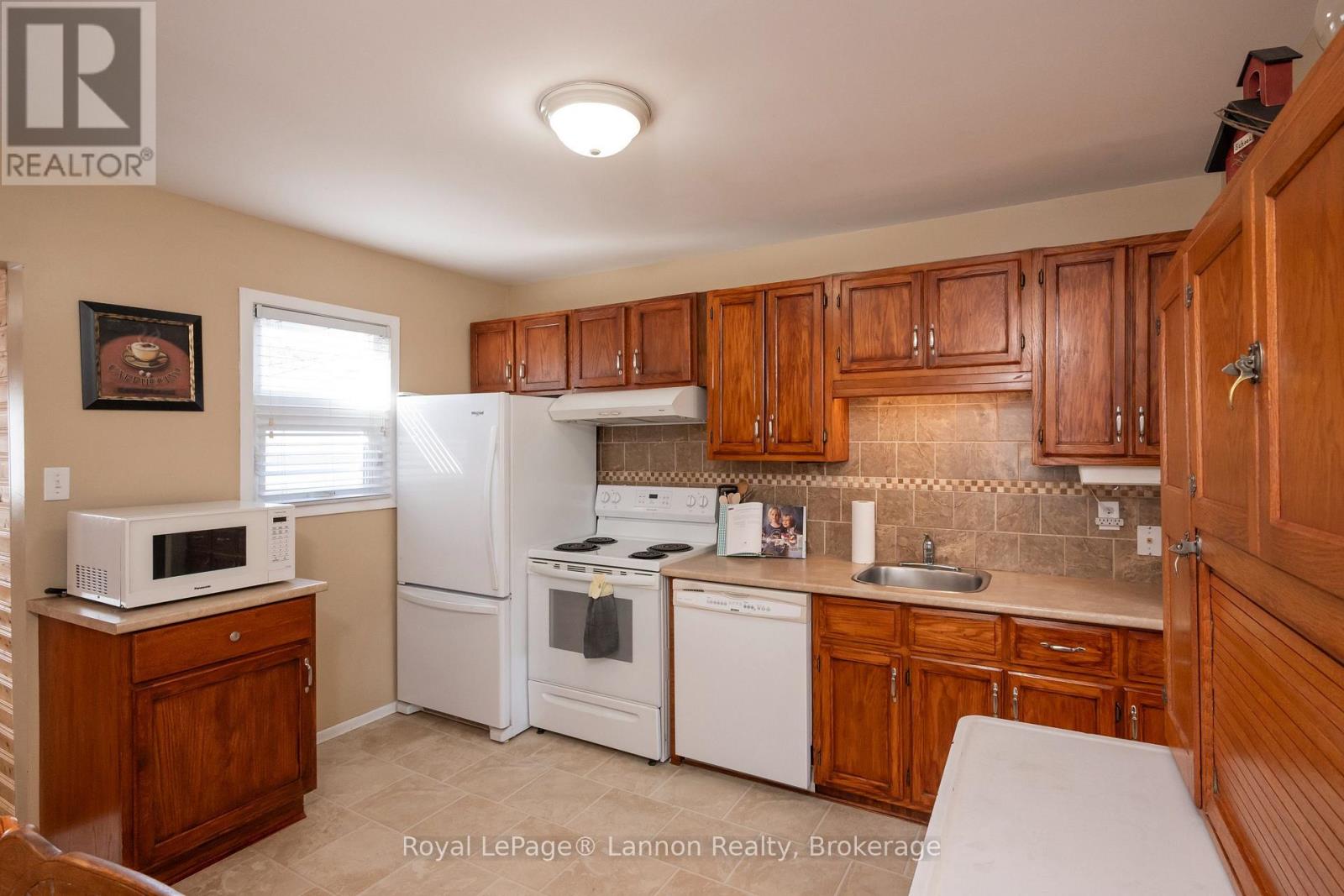 234 CHRISTINA STREET E - Image 16