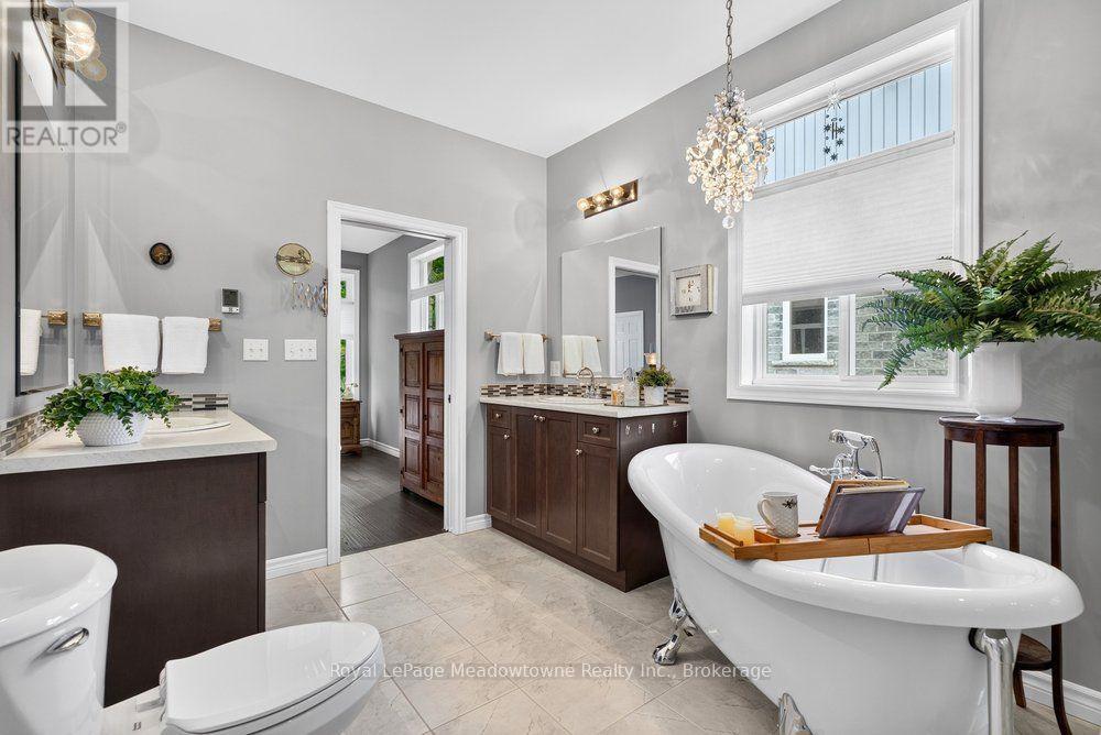 100 SAMMON DRIVE - Image 31