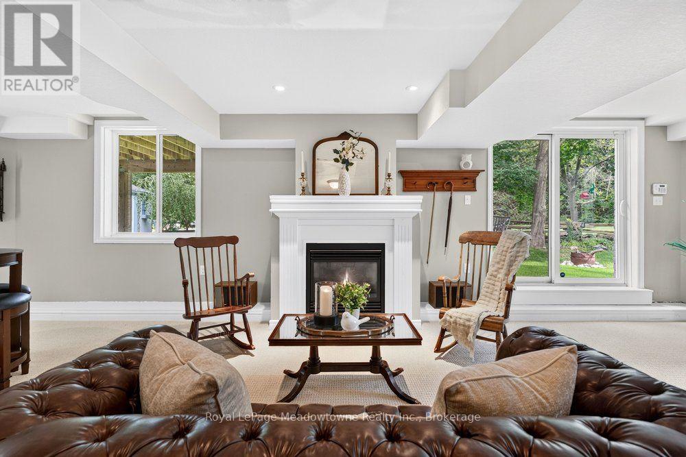 100 SAMMON DRIVE - Image 35