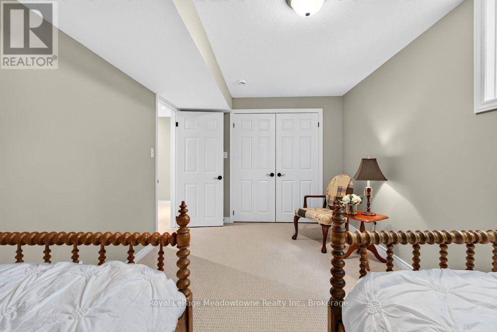 100 SAMMON DRIVE - 42
