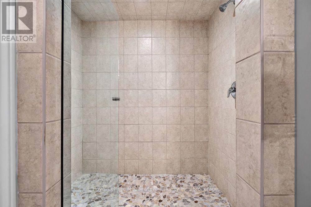 100 SAMMON DRIVE - 45