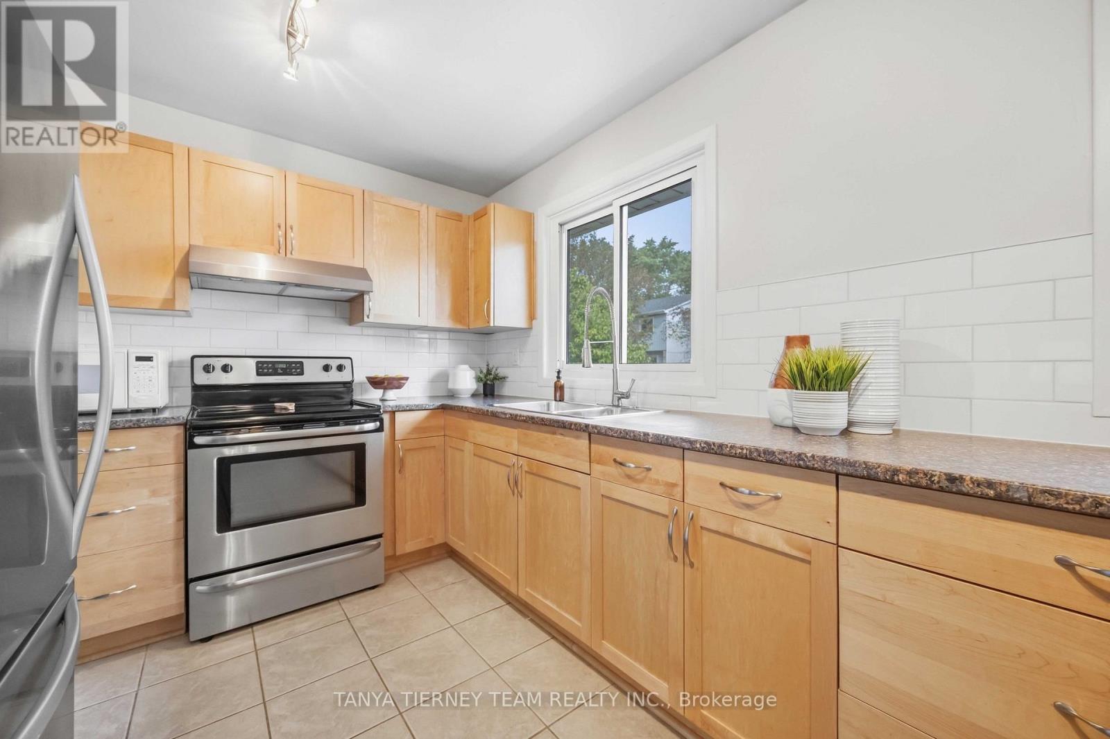 41- 1975 Rosefield Road, Pickering, ON photo 19
