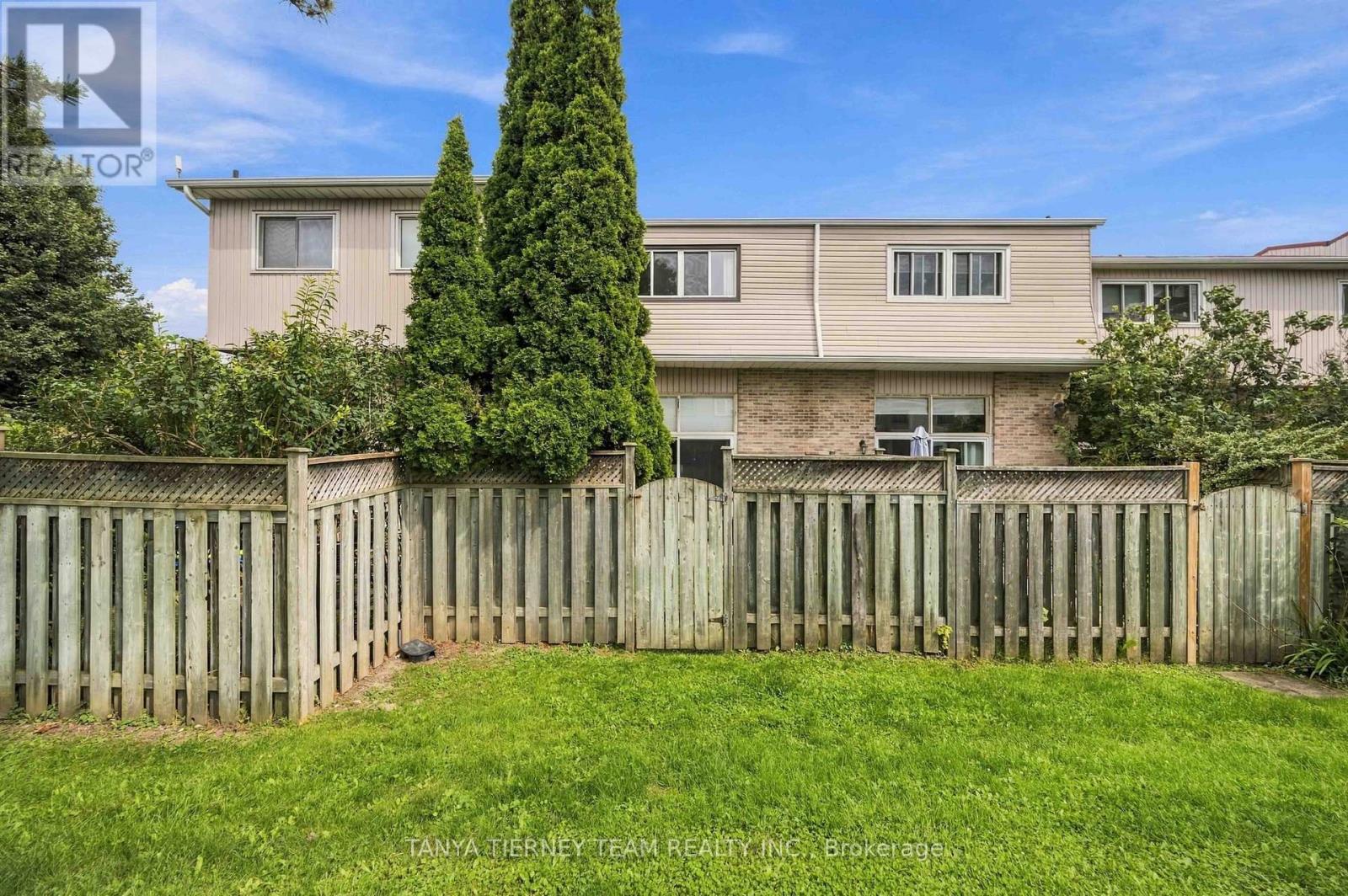 41- 1975 Rosefield Road, Pickering, ON photo 34