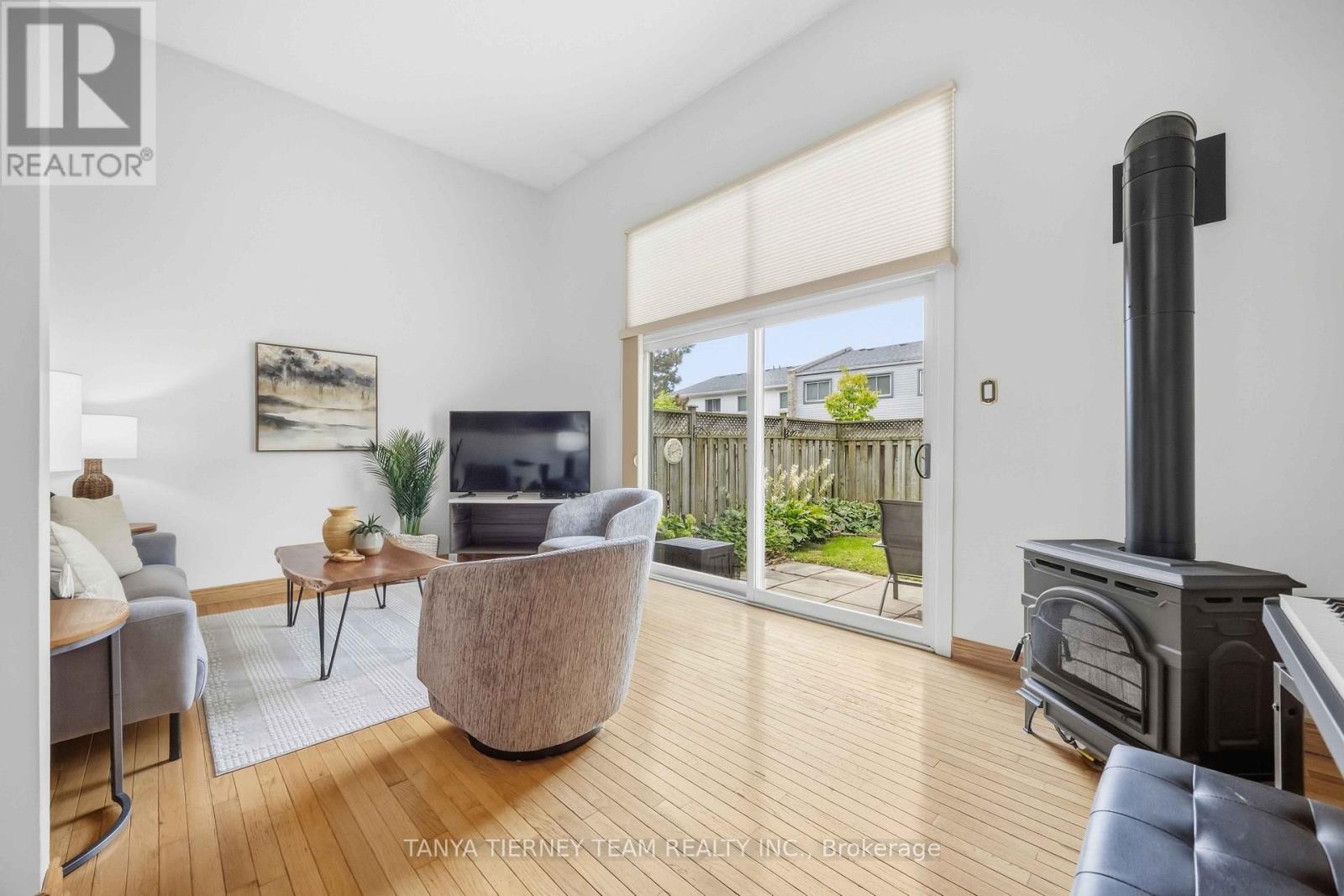 41- 1975 Rosefield Road, Pickering, ON photo 5